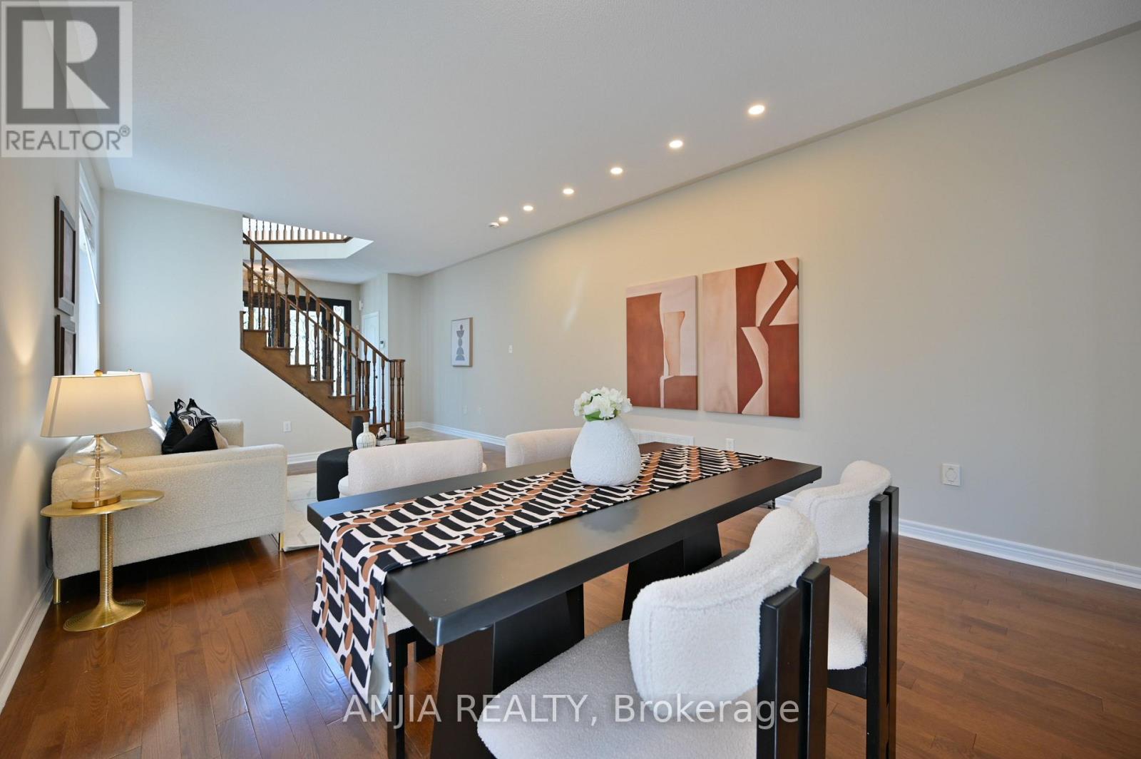 Photo 44 of 151 Manley Avenue, Whitchurchstouffville ON