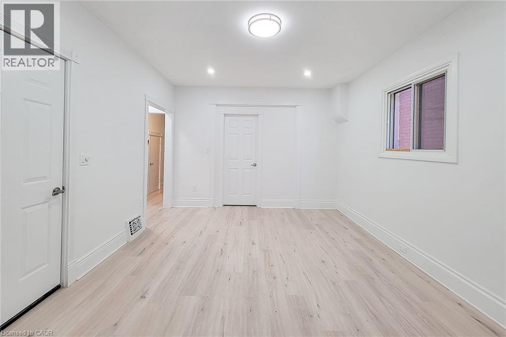 Photo 13 of 114 Tisdale Street N Unit Main, Hamilton ON