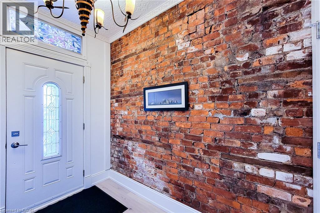 Photo 4 of 114 Tisdale Street N Unit Main, Hamilton ON