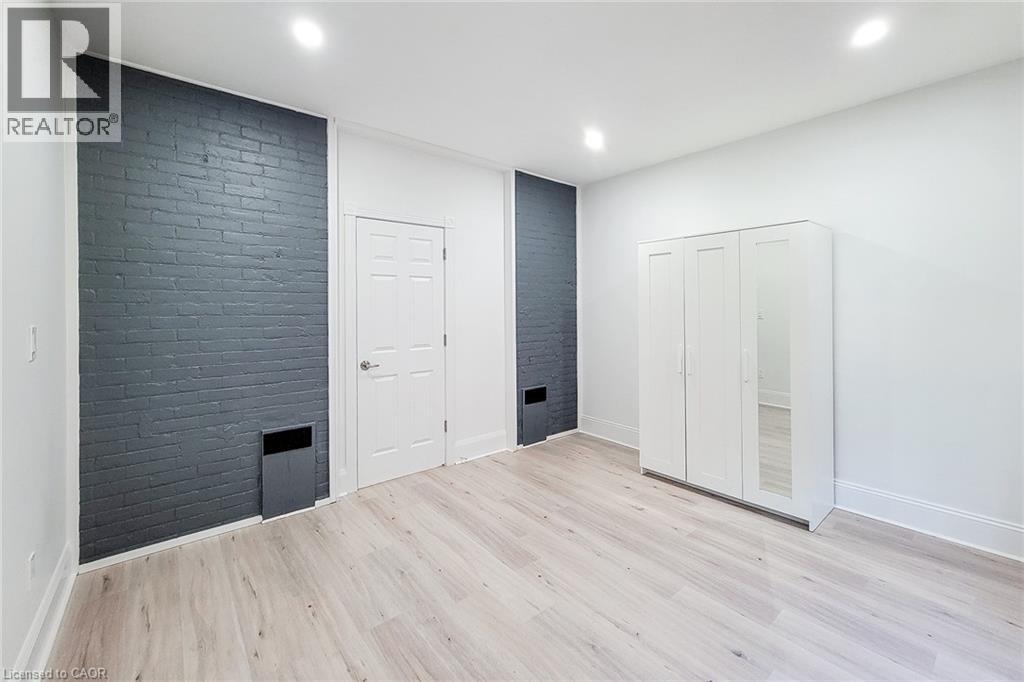 Photo 8 of 114 Tisdale Street N Unit Main, Hamilton ON