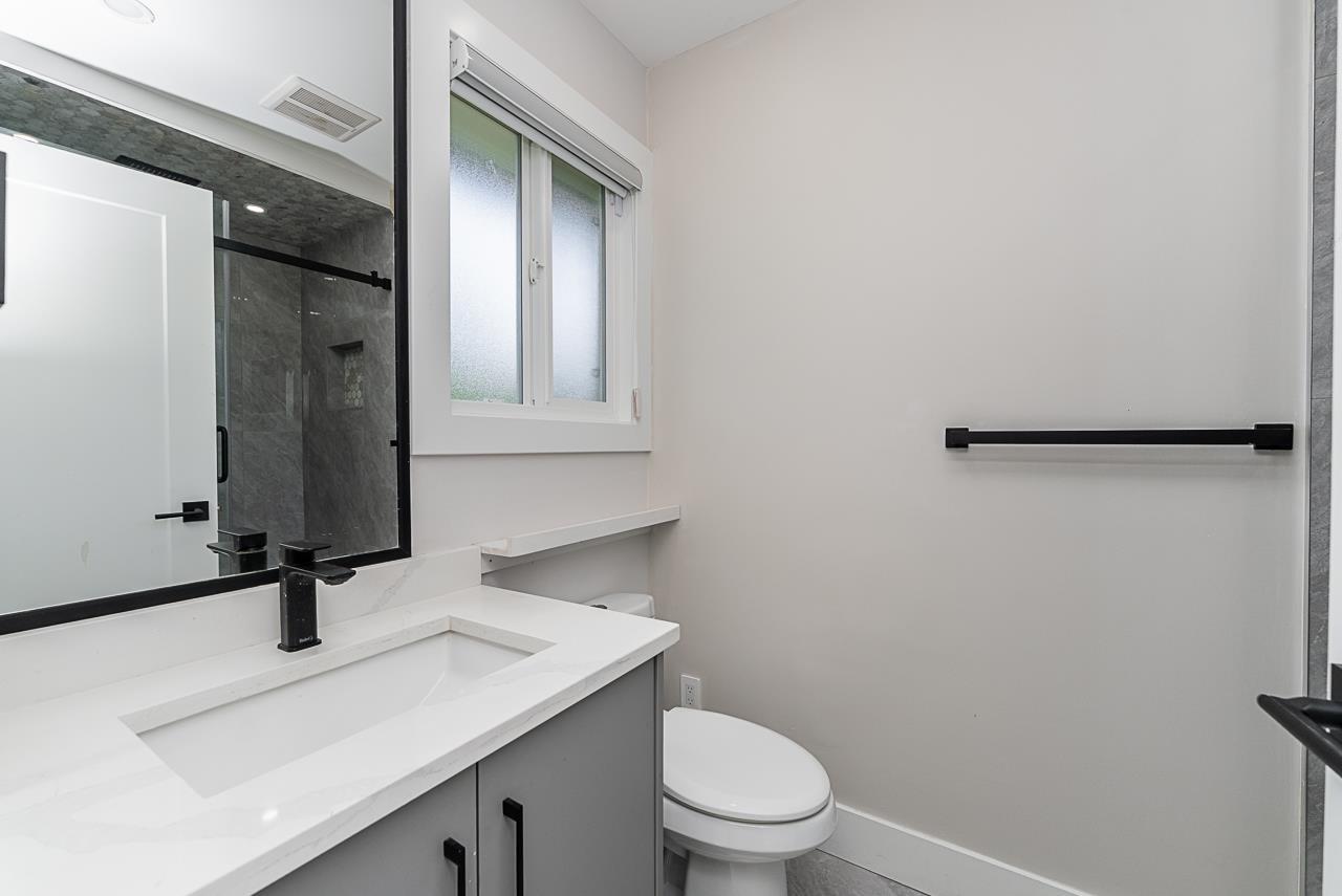 Photo 18 of 13129 62 B Avenue, Surrey BC