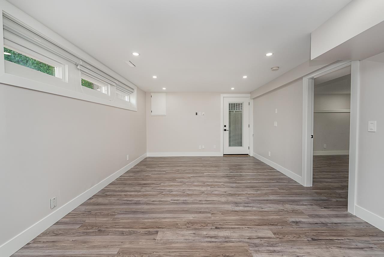 Photo 25 of 13129 62 B Avenue, Surrey BC
