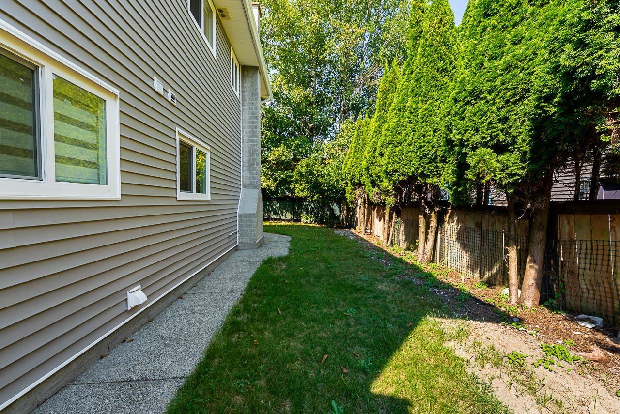 Photo 31 of 13129 62 B Avenue, Surrey BC