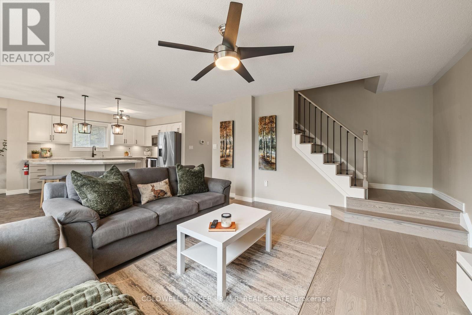 Photo 39 of 16 Wood Court, Kawartha Lakes ON