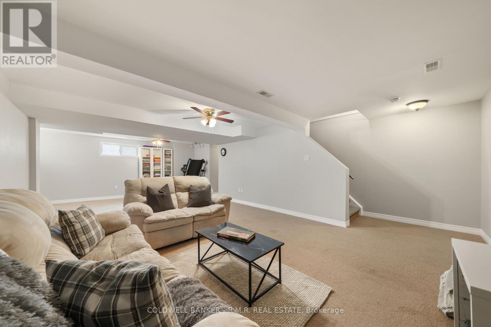 Photo 46 of 16 Wood Court, Kawartha Lakes ON