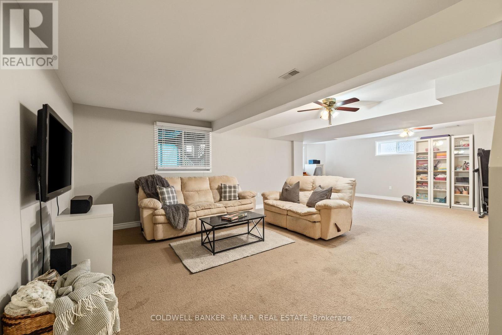 Photo 1 of 16 Wood Court, Kawartha Lakes ON