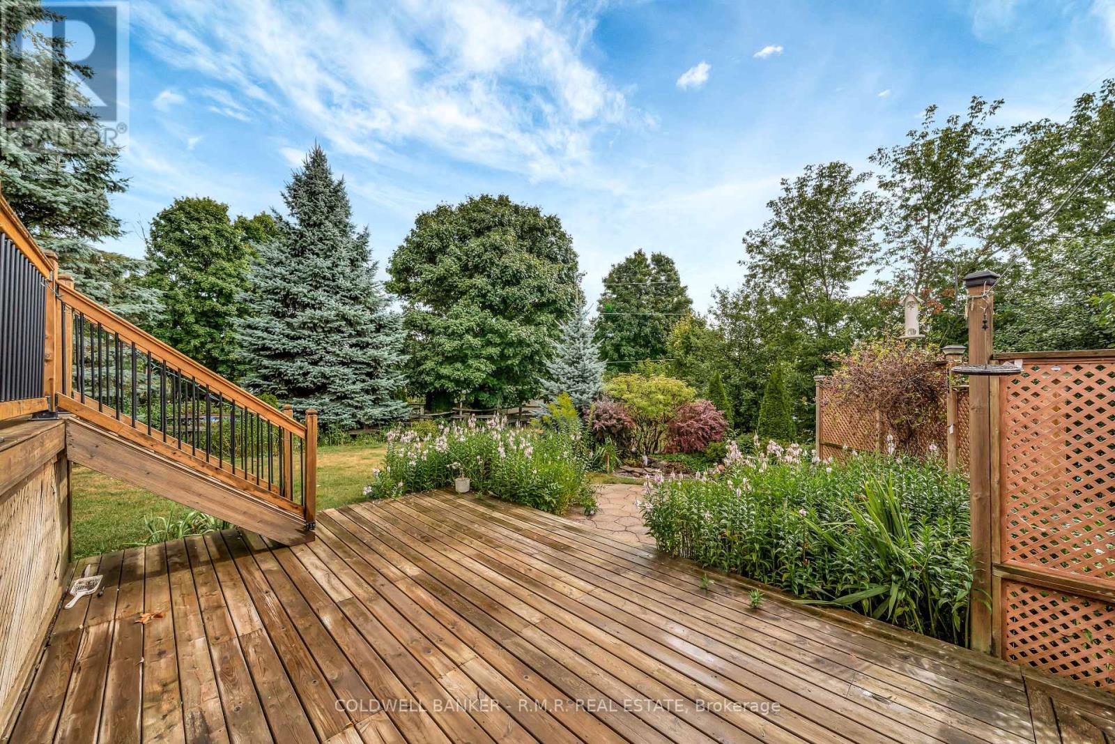 Photo 25 of 16 Wood Court, Kawartha Lakes ON