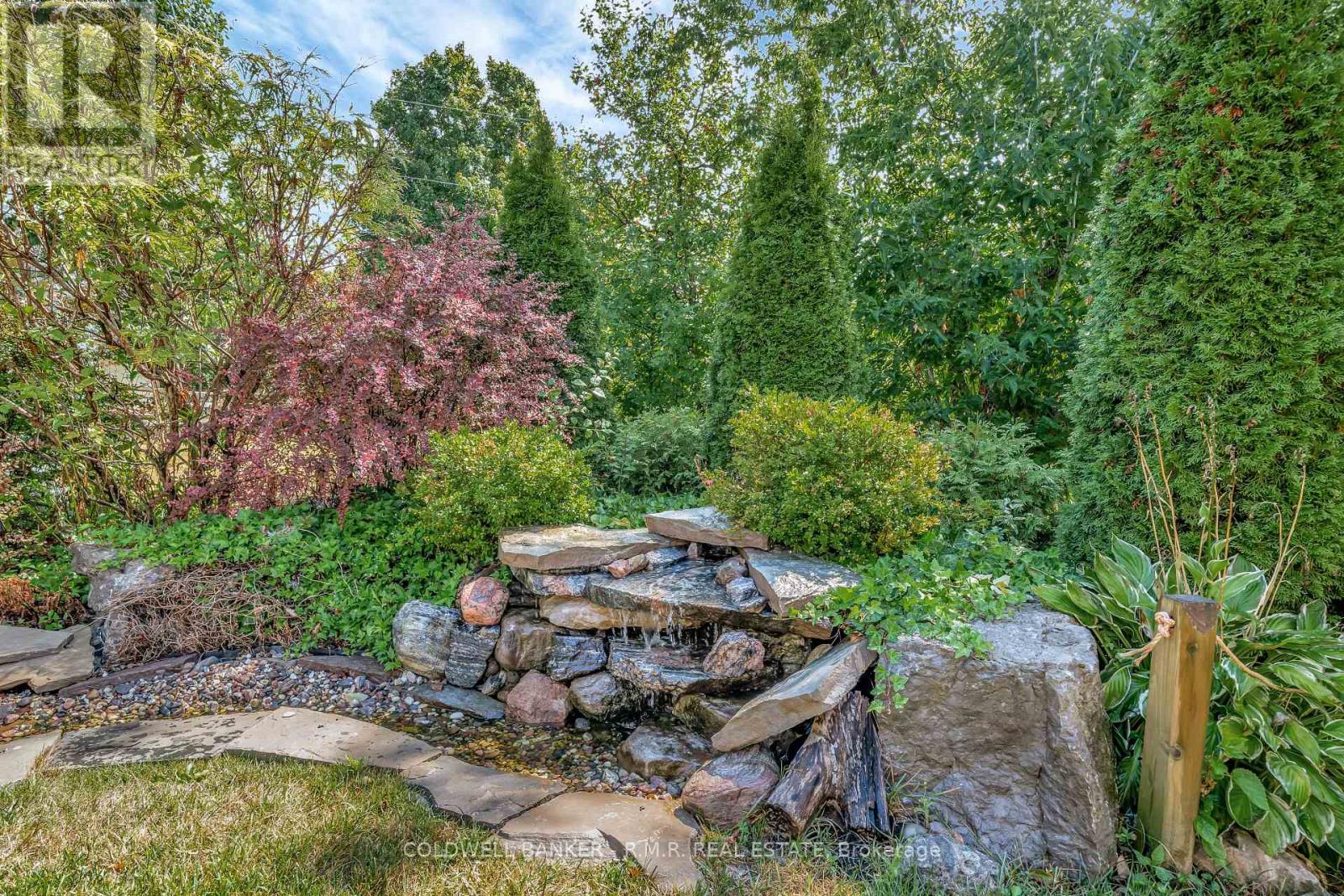 Photo 24 of 16 Wood Court, Kawartha Lakes ON