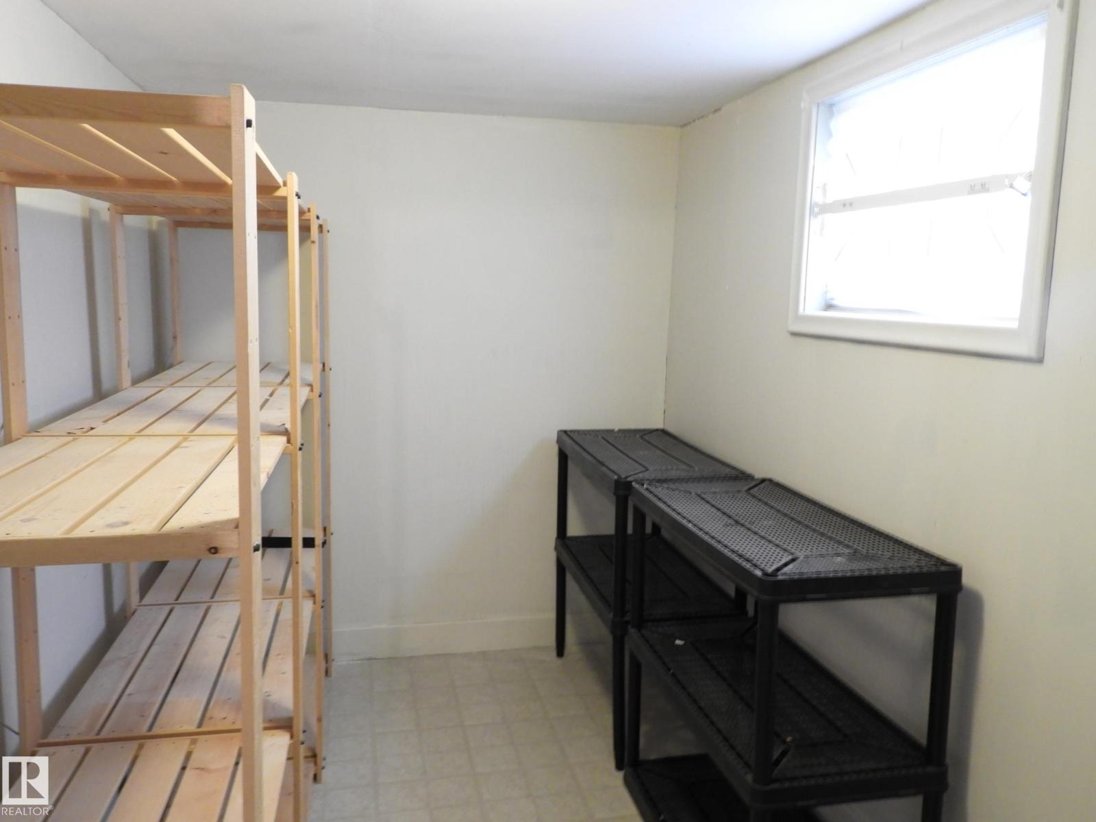 Photo 1 of 12038 89 St Nw, Edmonton AB