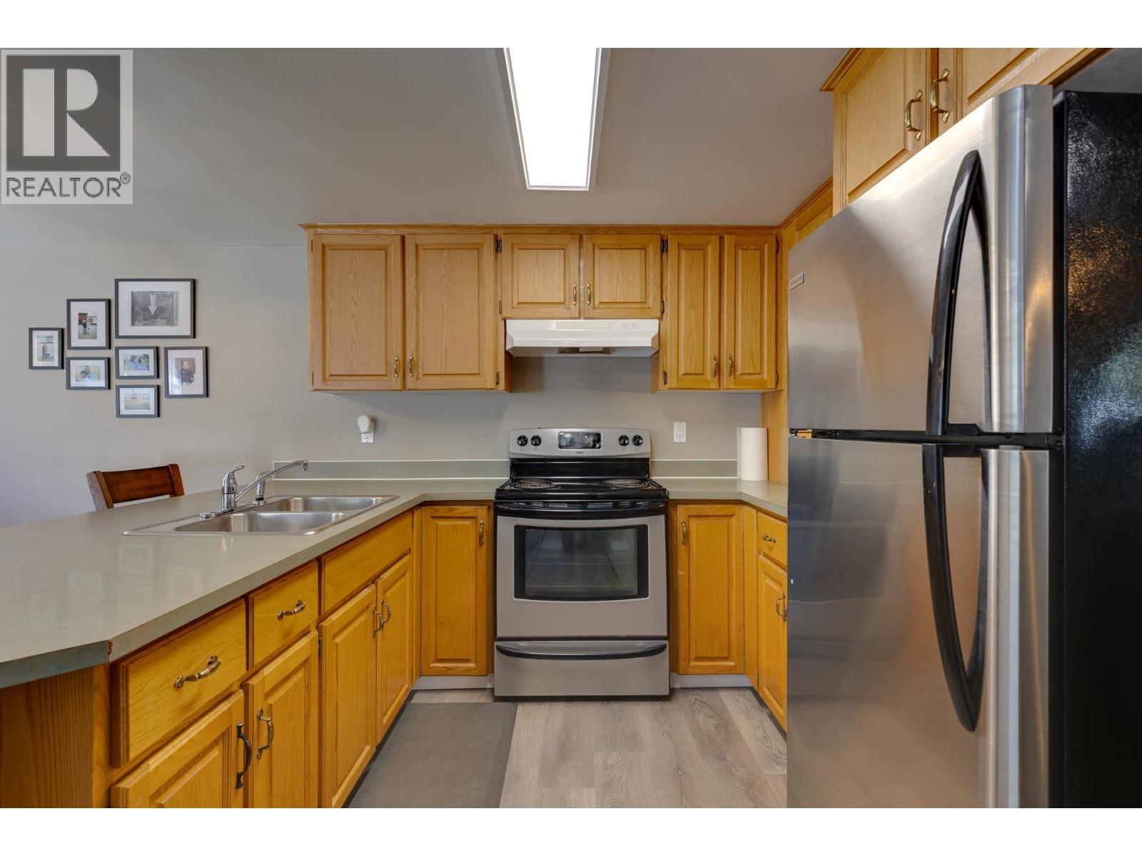 Photo 3 of 2871 Meyer Road, Prince George BC