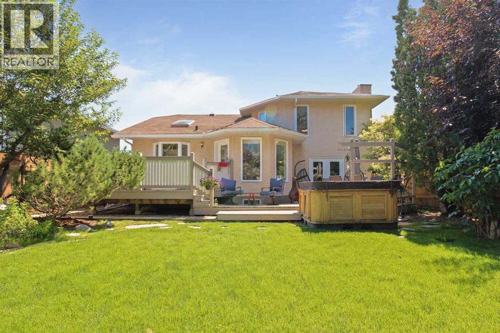 Photo 43 of 66 Edgewood Crescent W, Lethbridge AB