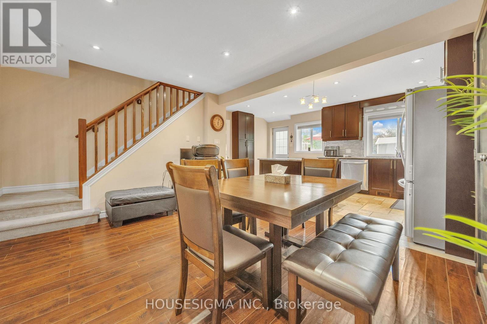 Photo 13 of 16 50 Westmount Road W, Kitchener ON