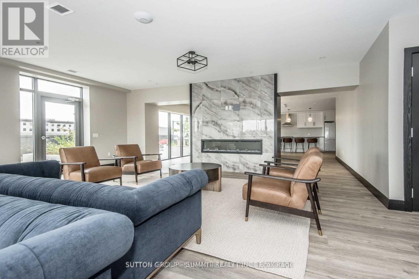 Photo 35 of 15 Glebe Street, Cambridge ON