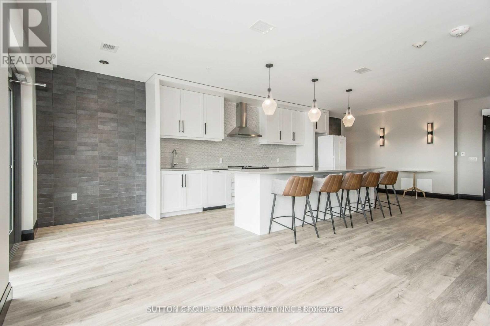 Photo 15 of 15 Glebe Street, Cambridge ON
