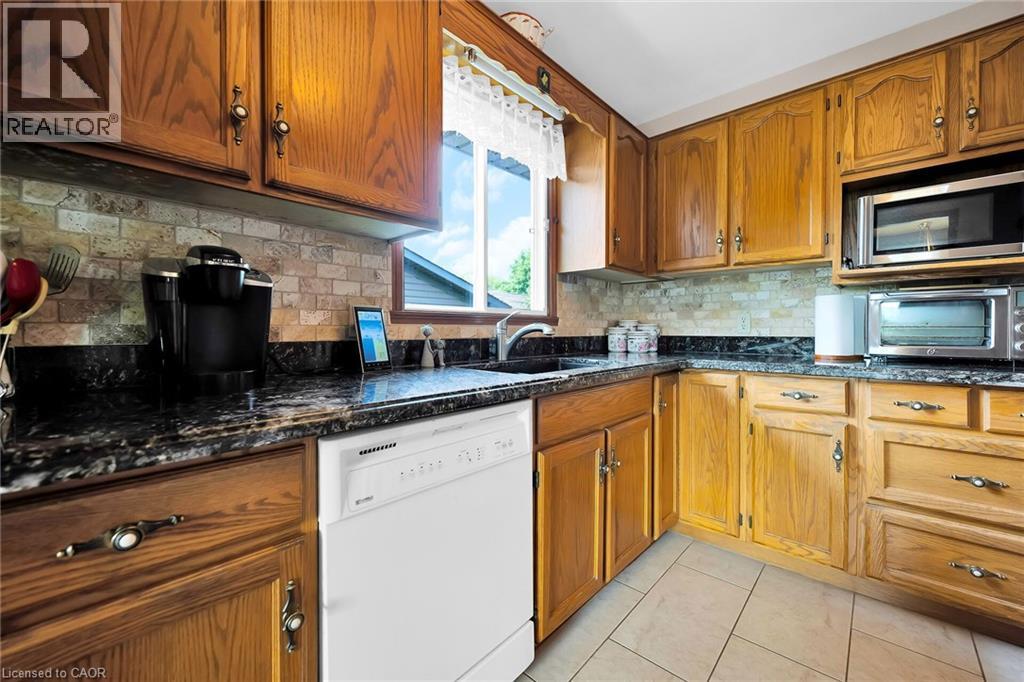 Photo 1 of 113 Wade Road N, Smithville ON