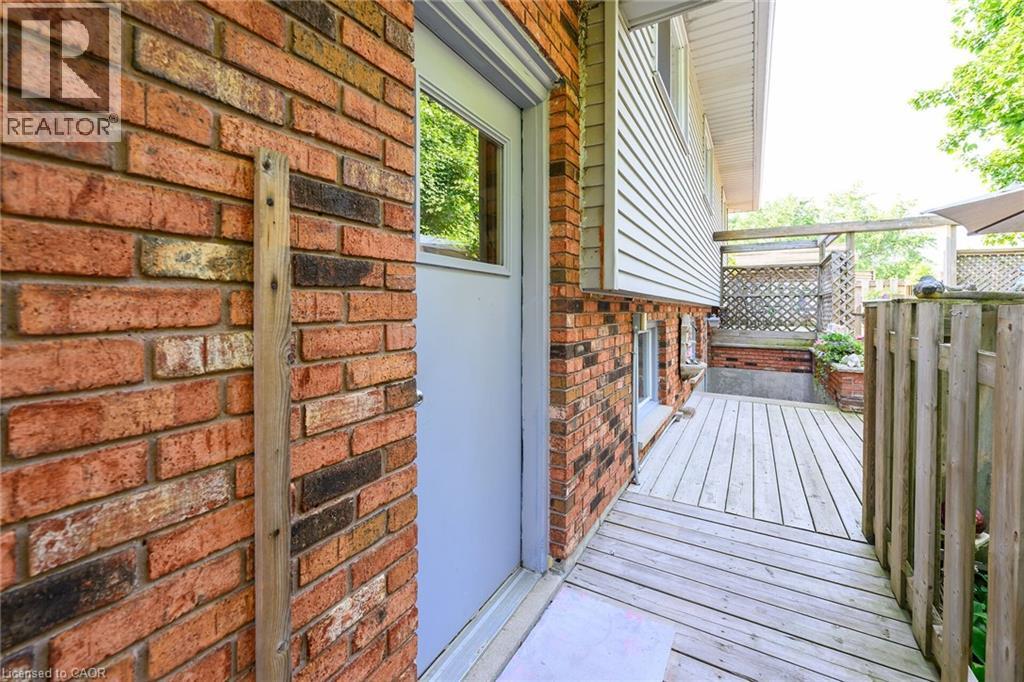 Photo 38 of 113 Wade Road N, Smithville ON