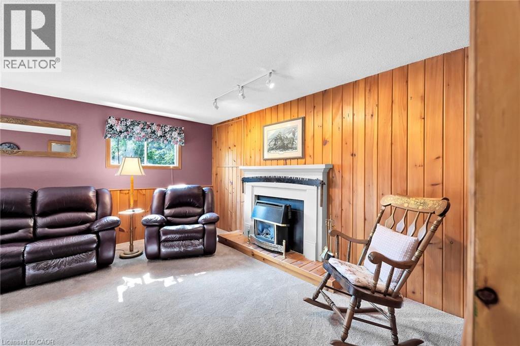 Photo 47 of 113 Wade Road N, Smithville ON