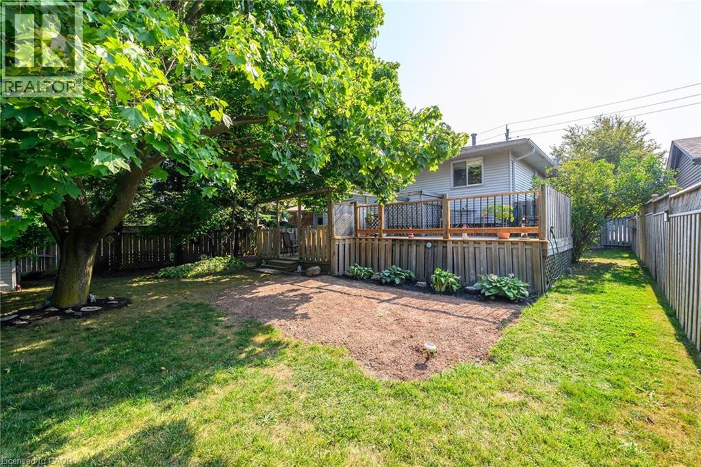 Photo 5 of 113 Wade Road N, Smithville ON