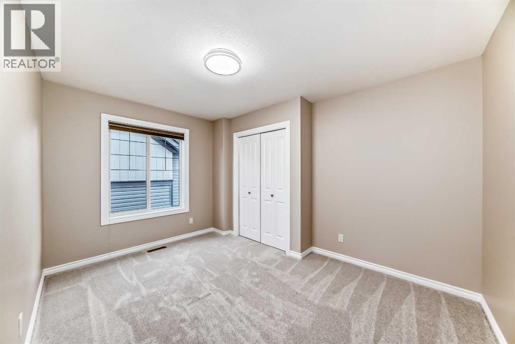 Photo 45 of 105 100 Coopers Common Sw, Airdrie AB