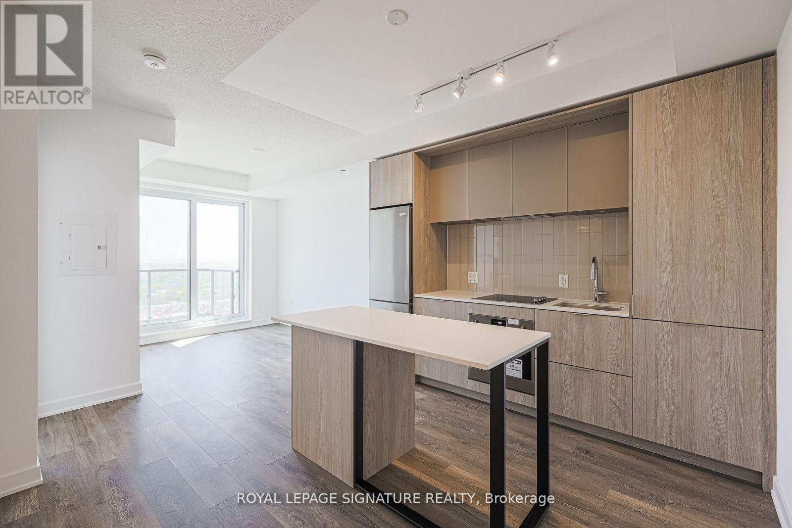 Photo 14 of 2001 130 River Street, Toronto ON