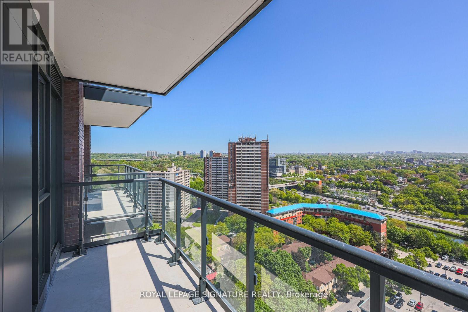 Photo 13 of 2001 130 River Street, Toronto ON