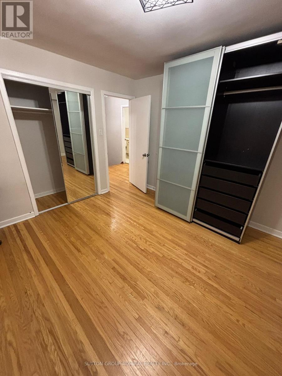 Photo 8 of 116 Fisherville Road, Toronto ON