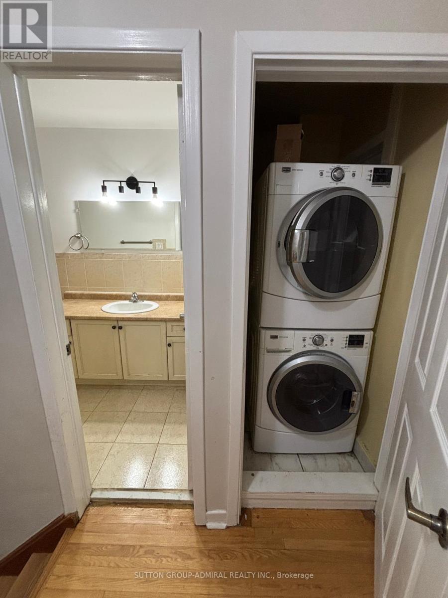 Photo 7 of 116 Fisherville Road, Toronto ON