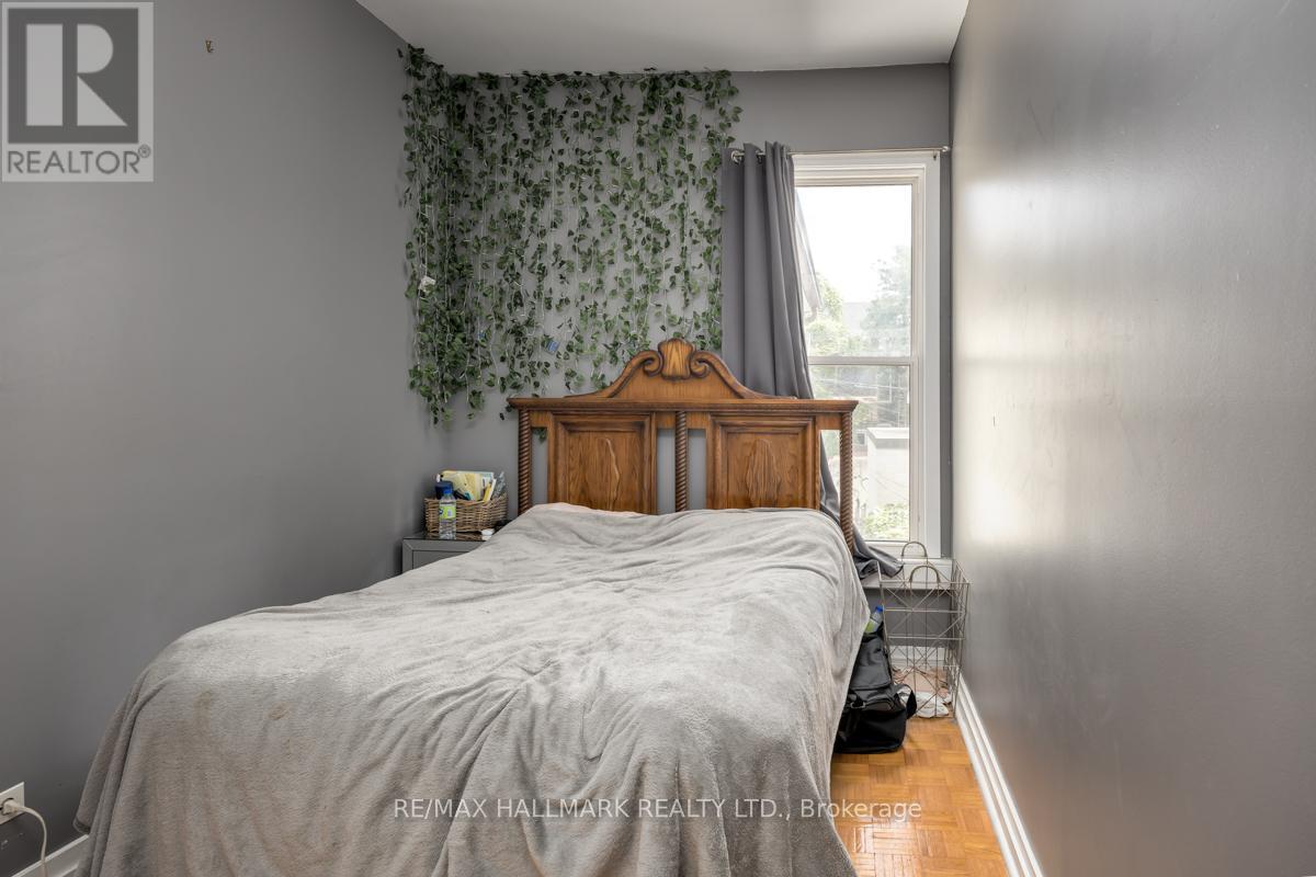 Photo 9 of 227 Shaw Street, Toronto ON