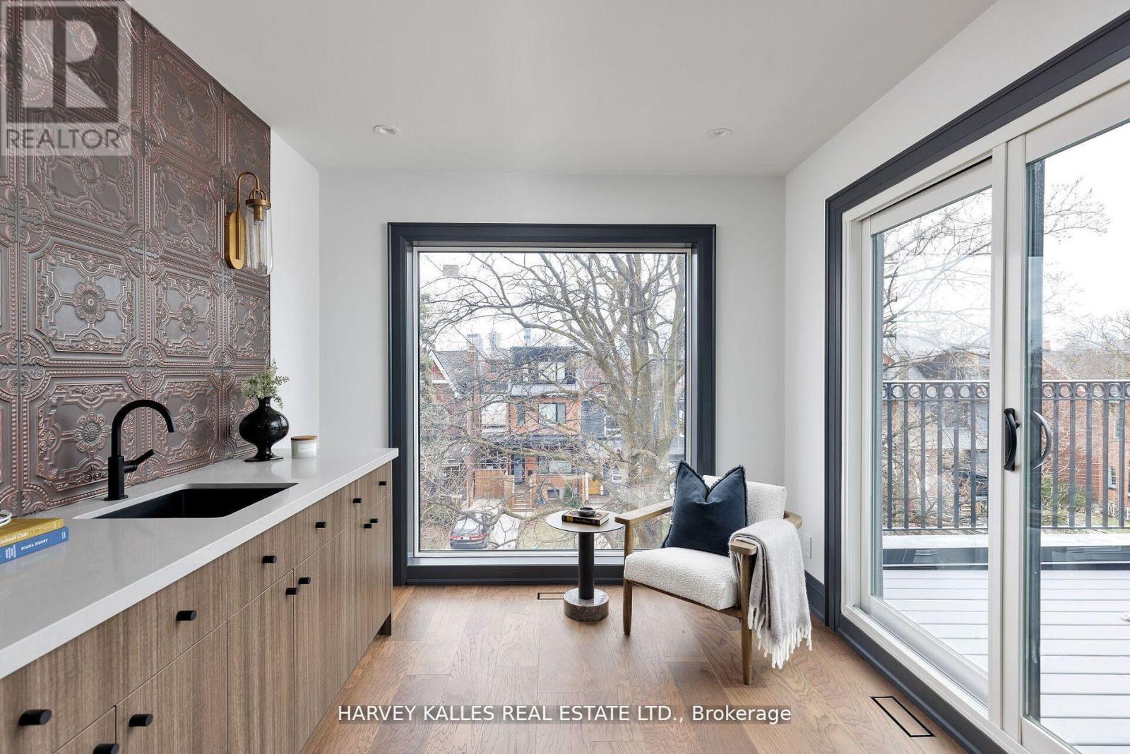 Photo 19 of 498 Roxton Road, Toronto ON