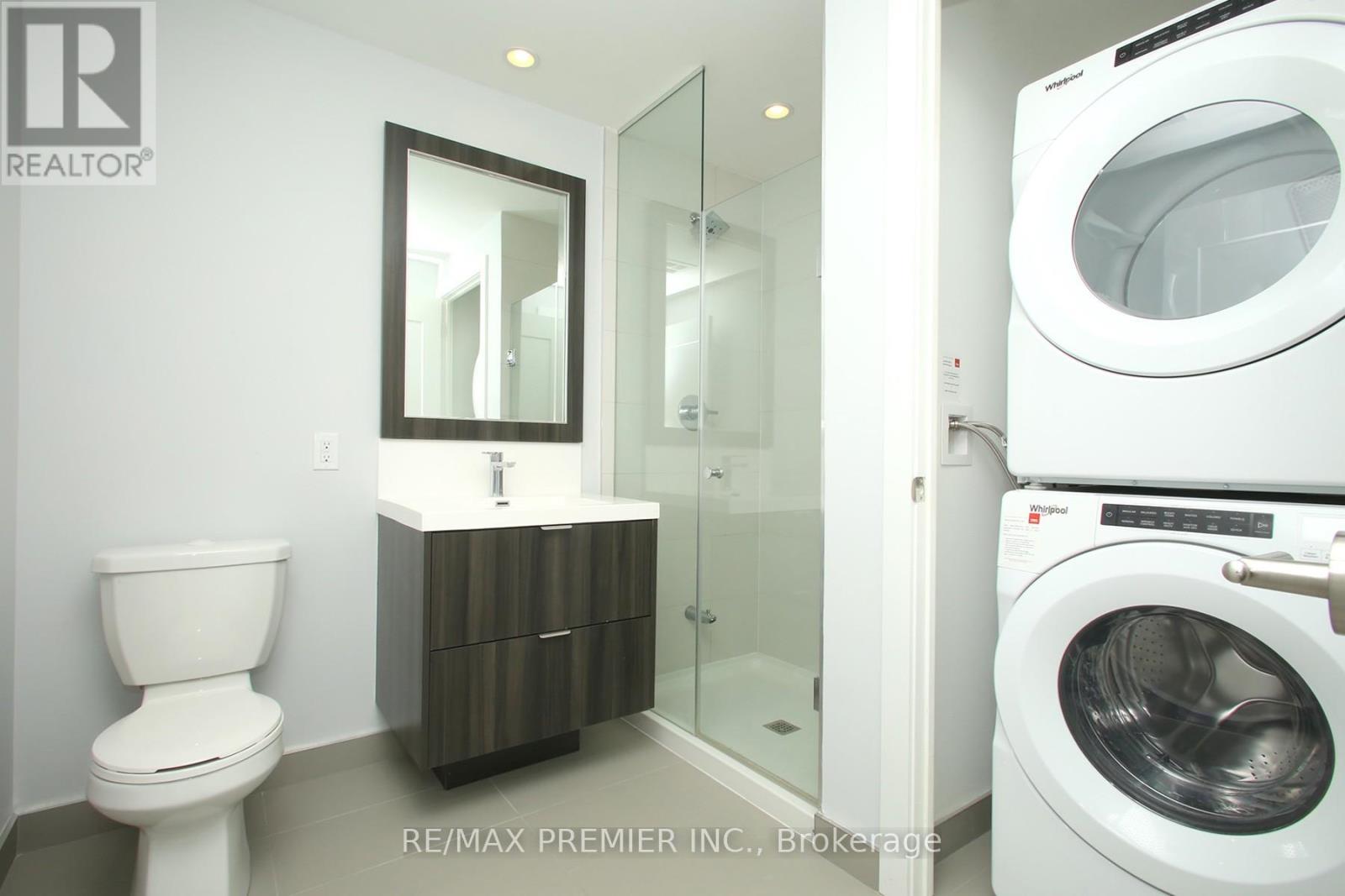 Photo 18 of 906 80 Vanauley Street, Toronto ON