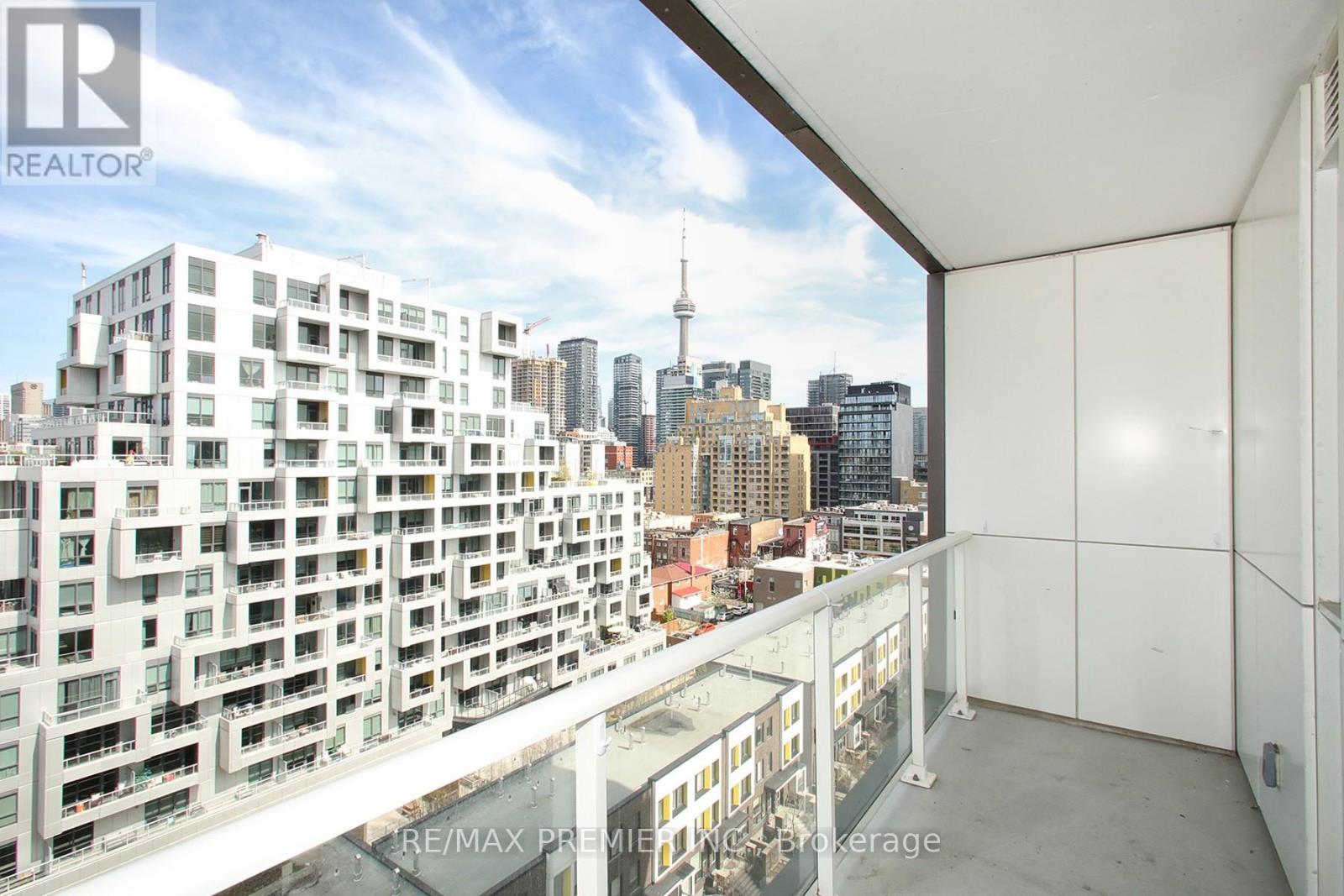Photo 23 of 906 80 Vanauley Street, Toronto ON