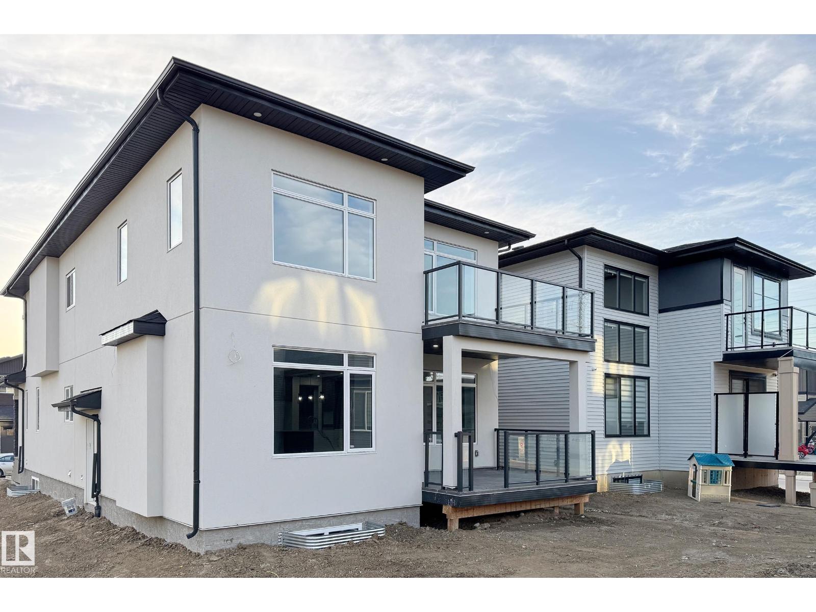 Photo 5 of 109 29 A St Sw, Edmonton AB