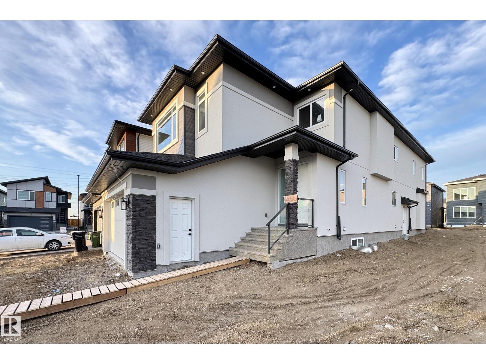 Photo 6 of 109 29 A St Sw, Edmonton AB