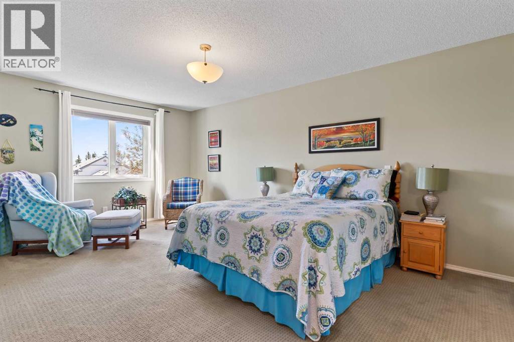 Photo 7 of 40 Rocky Ridge Landing Nw, Calgary AB