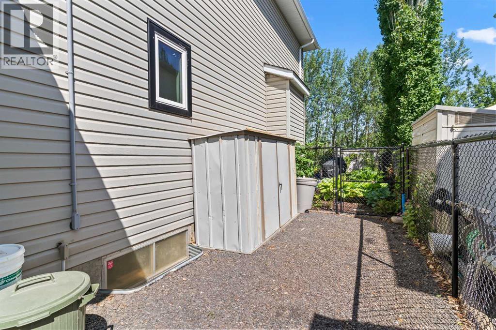 Photo 42 of 40 Rocky Ridge Landing Nw, Calgary AB
