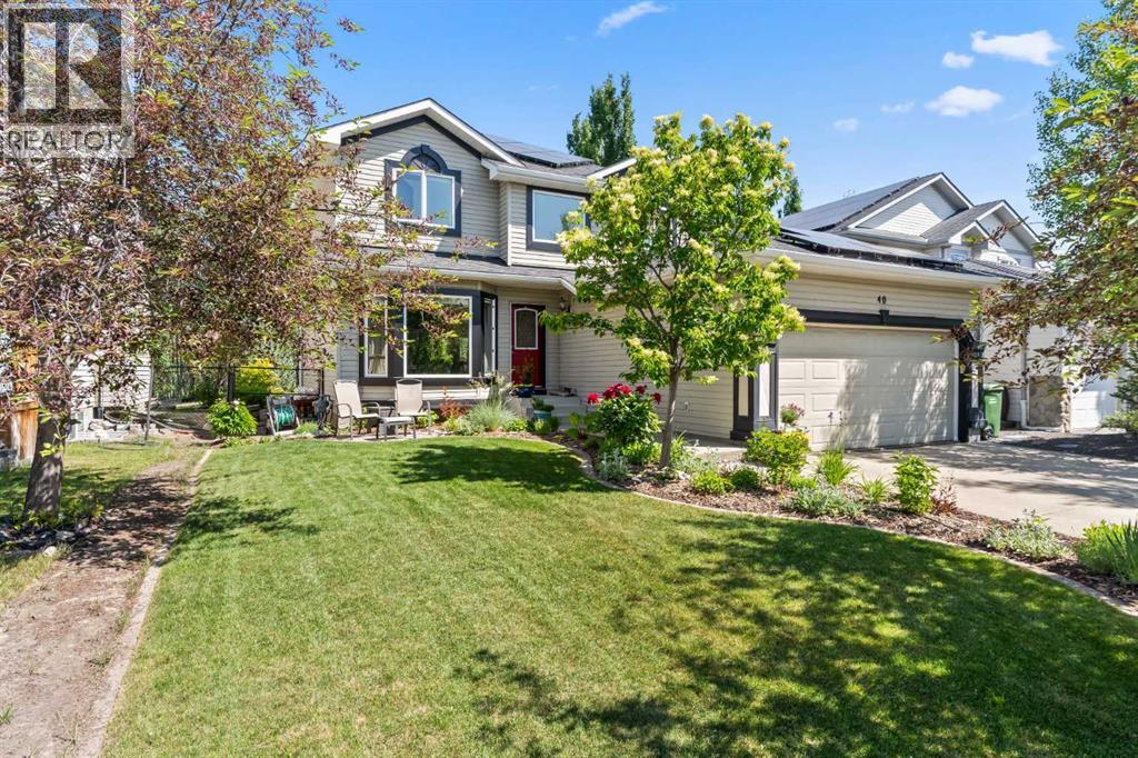 Photo 3 of 40 Rocky Ridge Landing Nw, Calgary AB