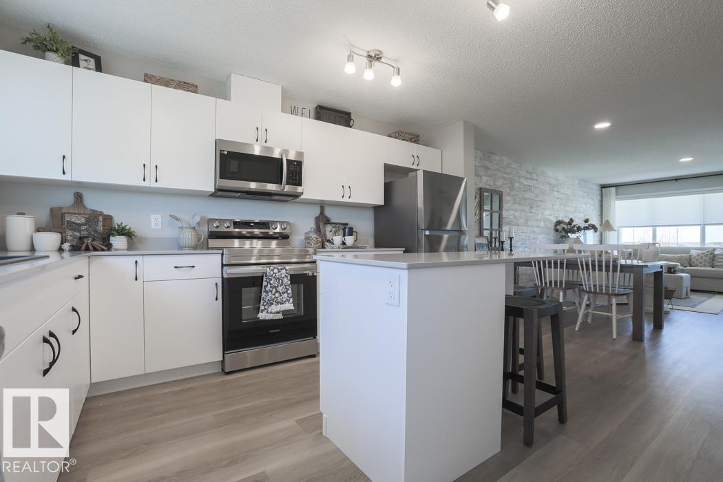 Photo 11 of 2731 193 St Nw, Edmonton AB