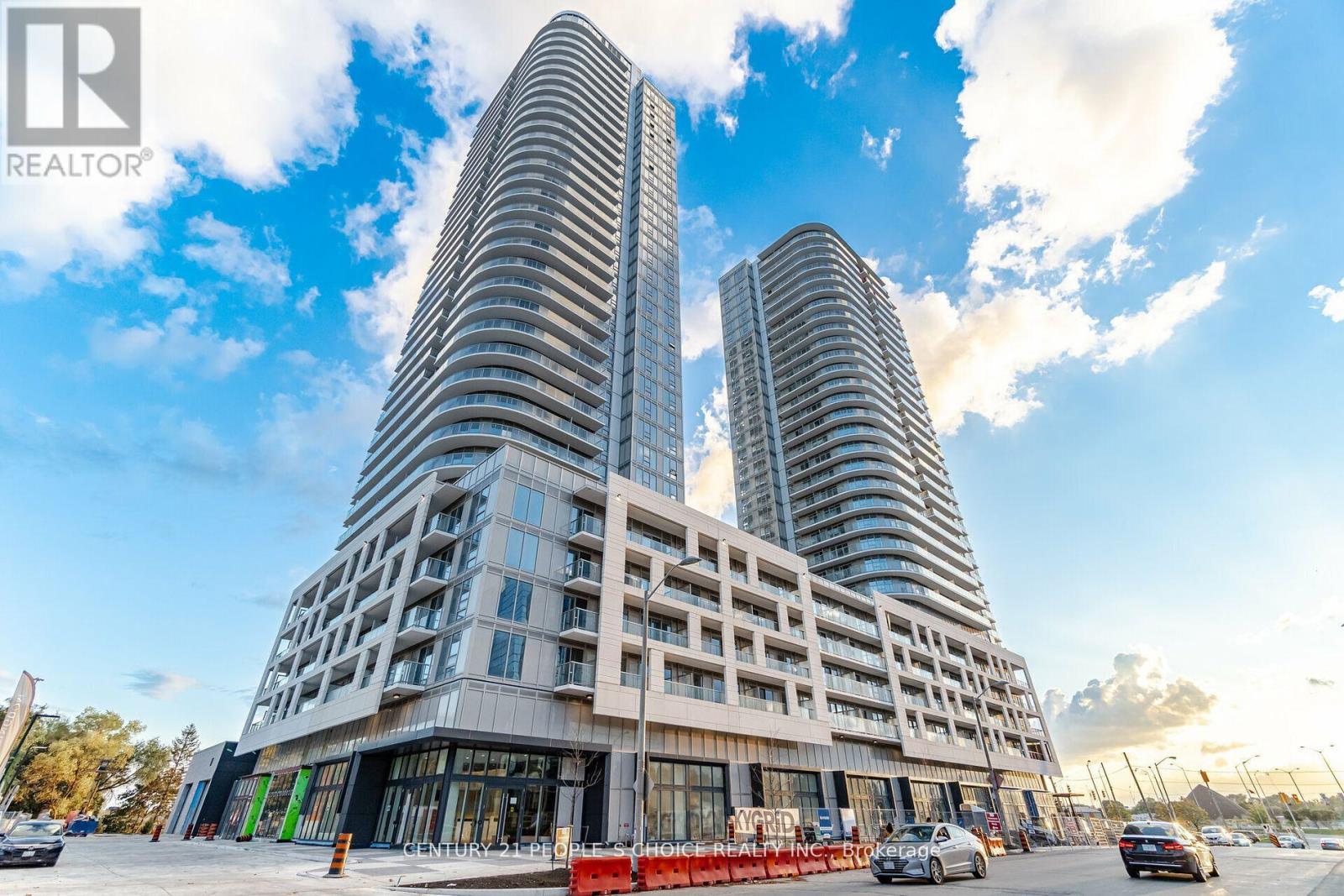 Photo 18 of 312 2033 Kennedy Road W, Toronto ON