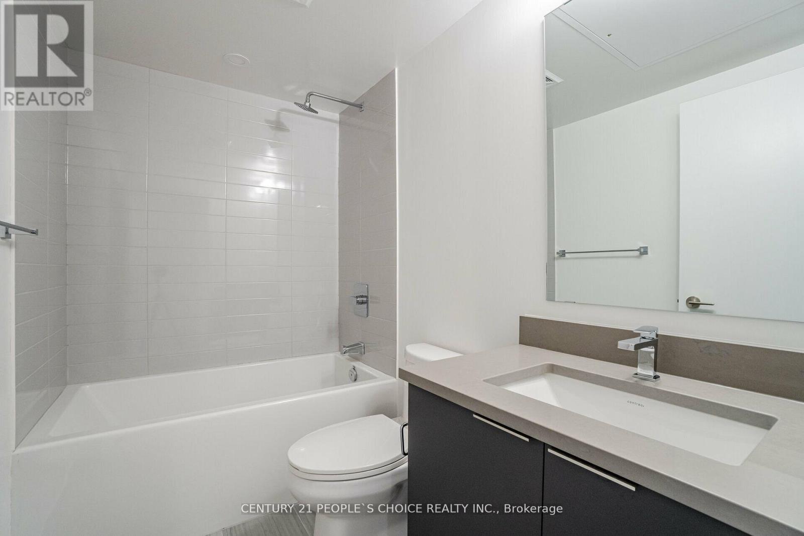 Photo 11 of 312 2033 Kennedy Road W, Toronto ON