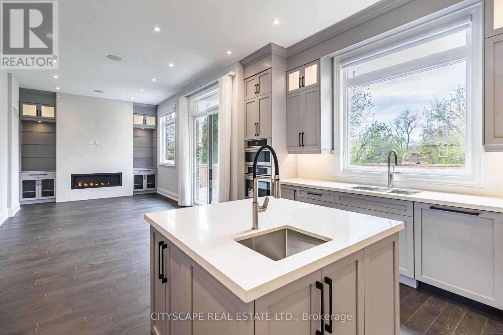 Photo 47 of 4 Birchlawn Avenue, Toronto ON