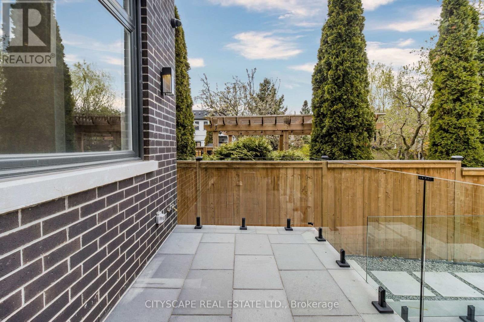 Photo 37 of 4 Birchlawn Avenue, Toronto ON