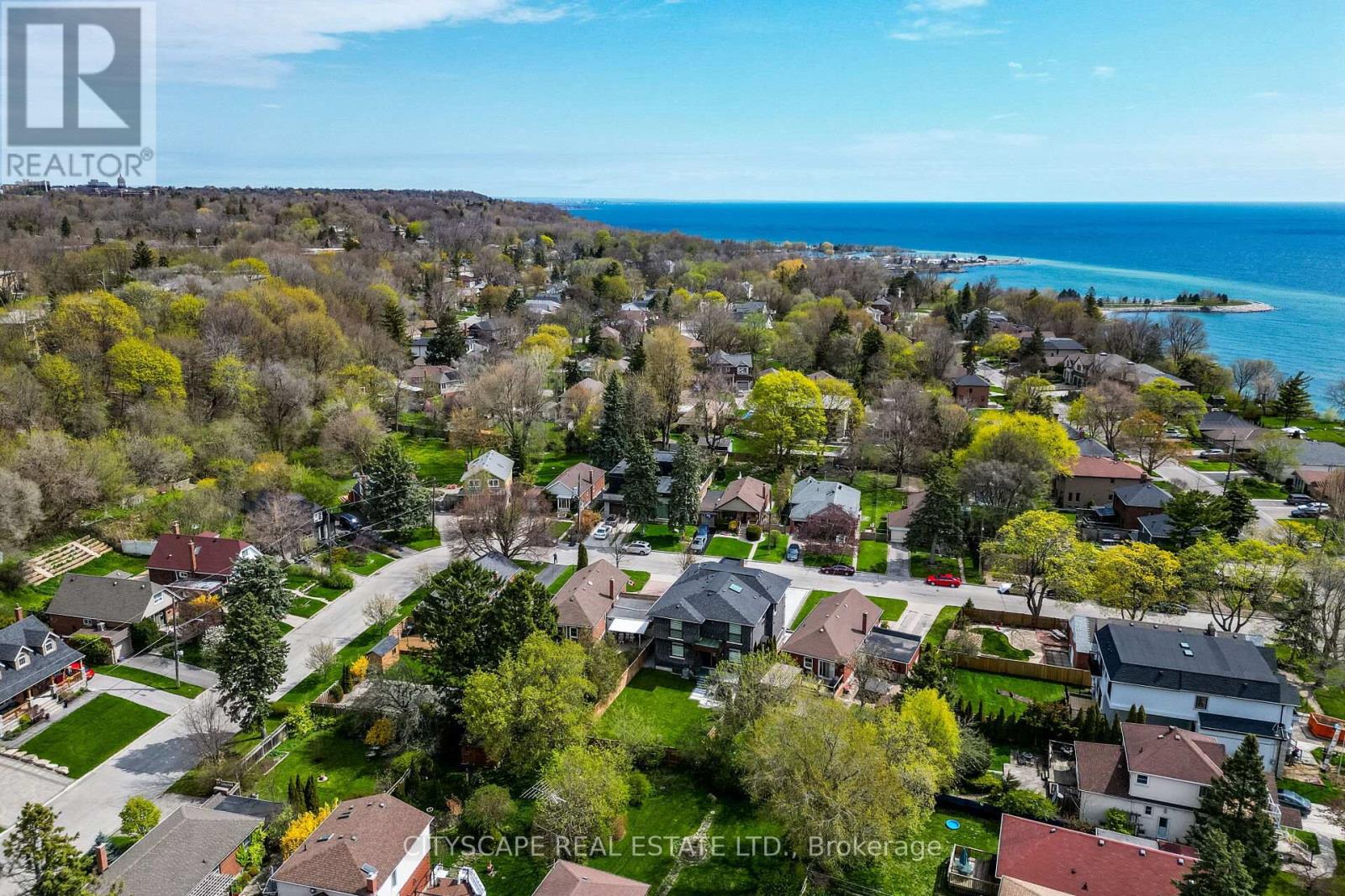 Photo 45 of 4 Birchlawn Avenue, Toronto ON