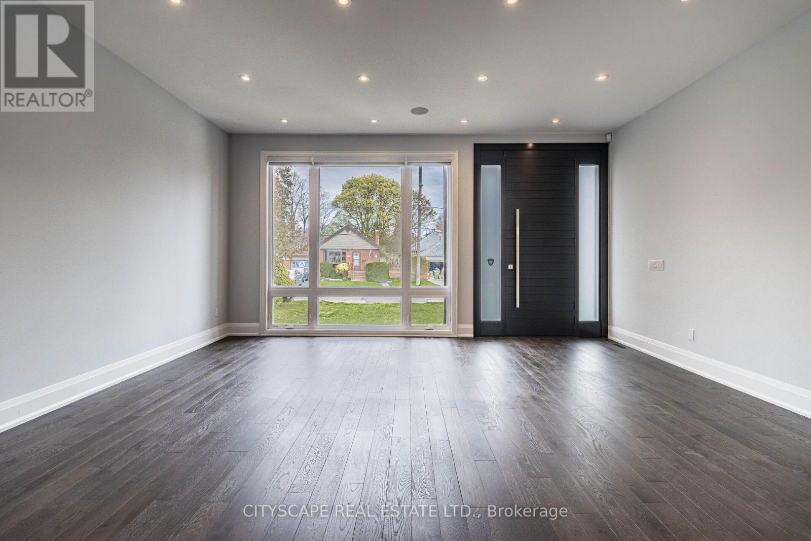 Photo 41 of 4 Birchlawn Avenue, Toronto ON