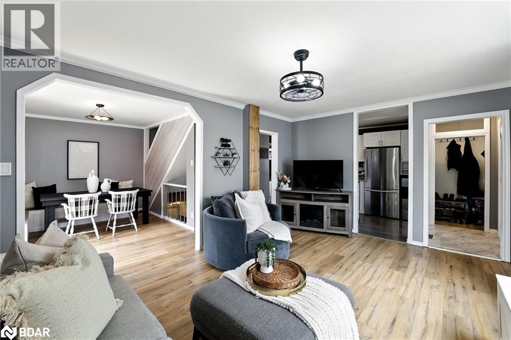 Photo 2 of 459 Rose Avenue, Peterborough ON