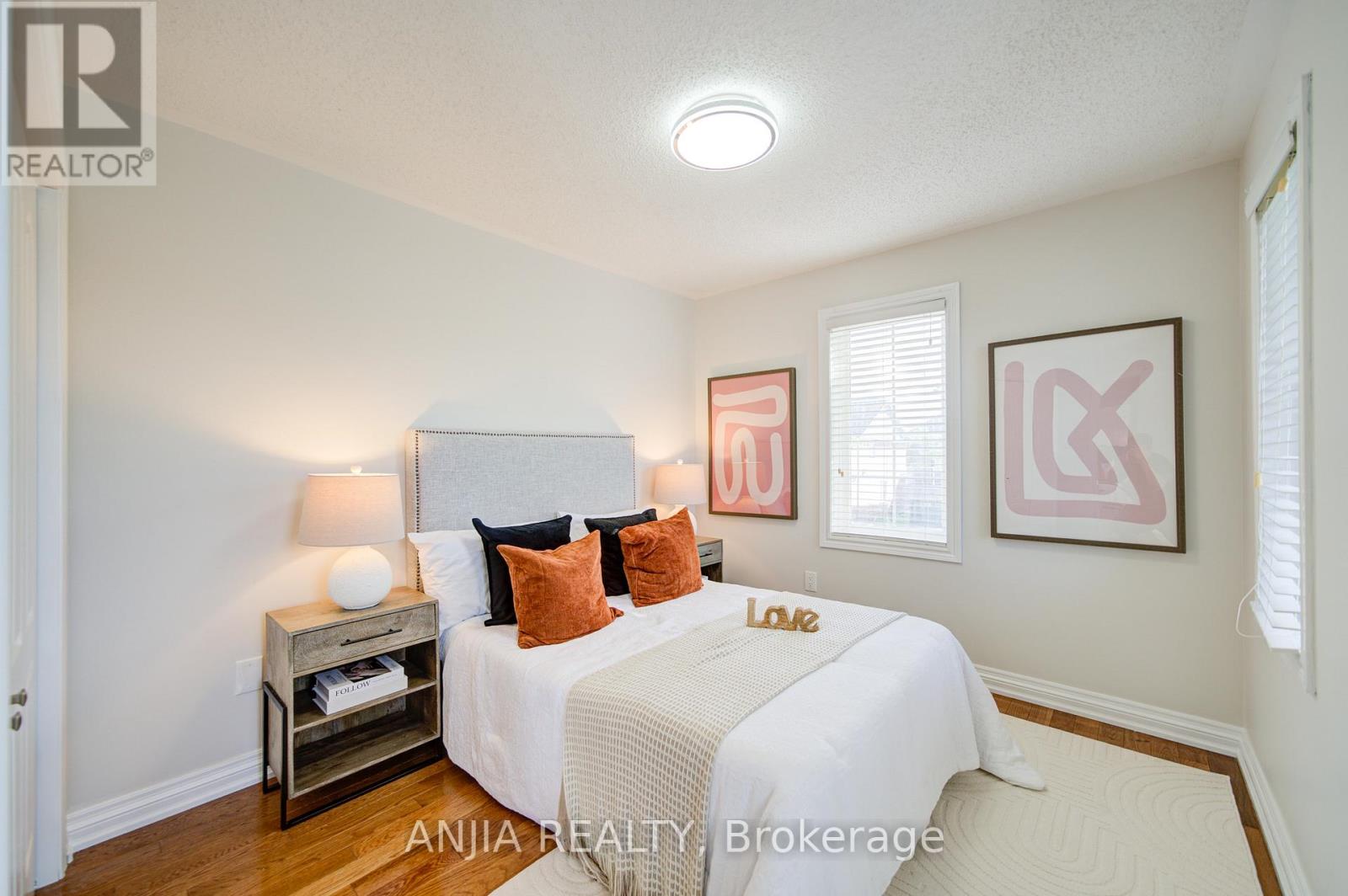 Photo 18 of 4 James Ratcliff Avenue, Whitchurchstouffville ON