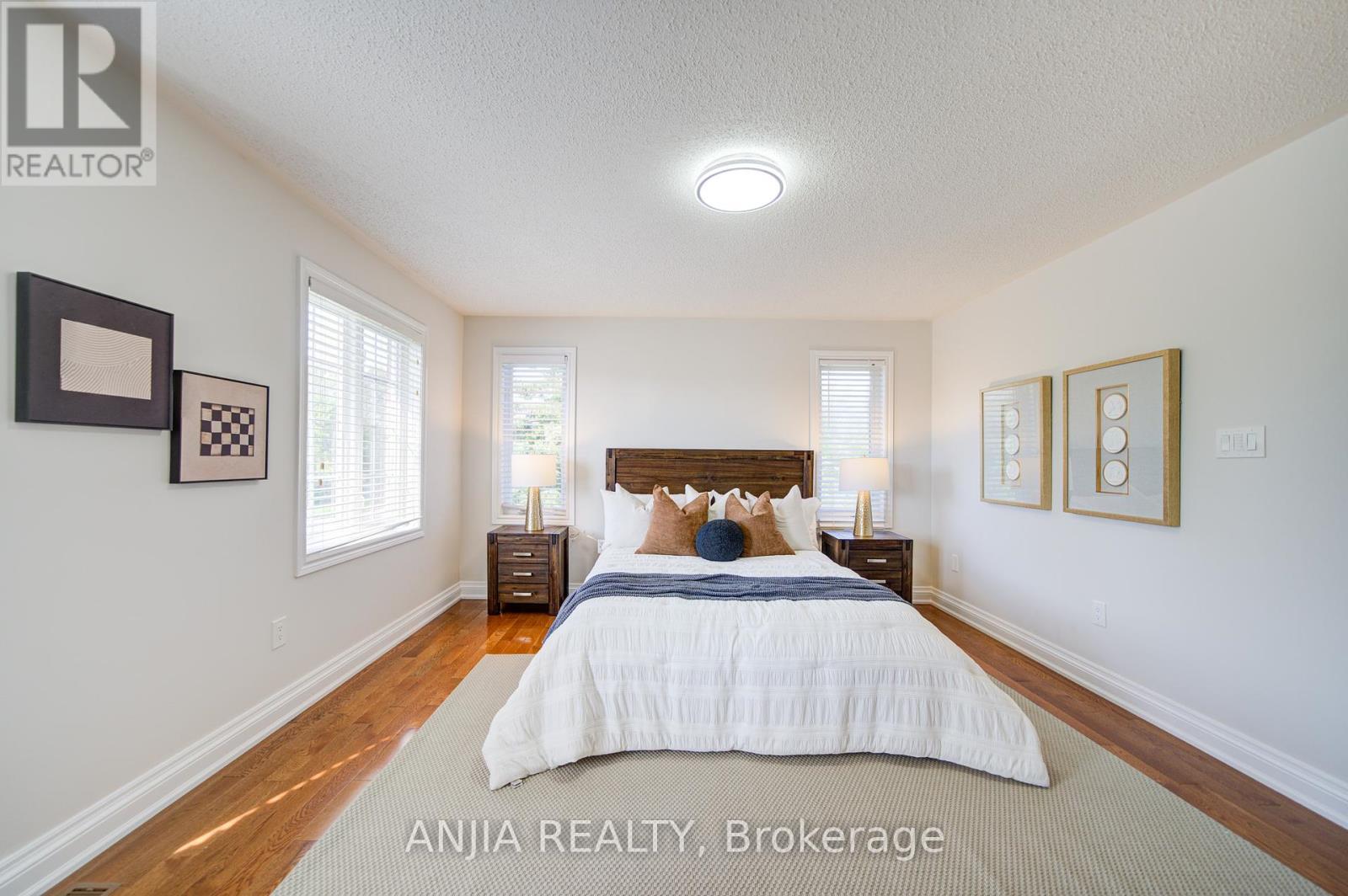 Photo 24 of 4 James Ratcliff Avenue, Whitchurchstouffville ON