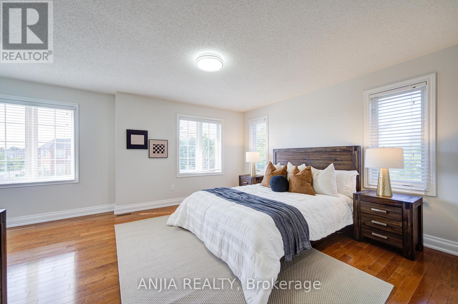 Photo 27 of 4 James Ratcliff Avenue, Whitchurchstouffville ON