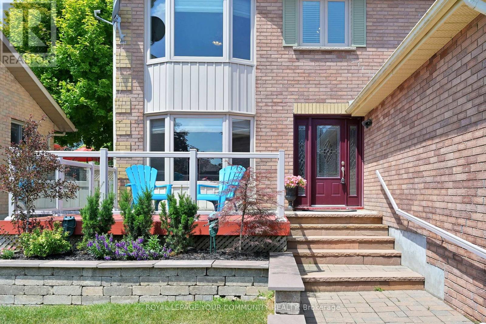 Photo 27 of 22 Hulst Drive, Bradford West Gwillimbury ON