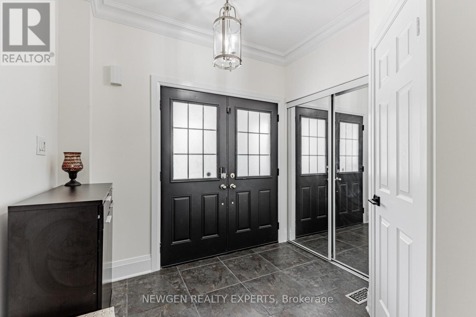 Single Family House for Sale in  PETTICOAT ROAD Vaughan (Patterson) 