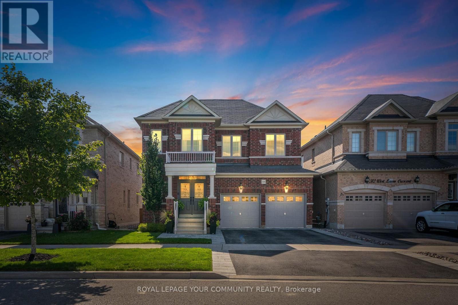Photo 1 of 306 West Lawn Crescent, Whitchurchstouffville ON